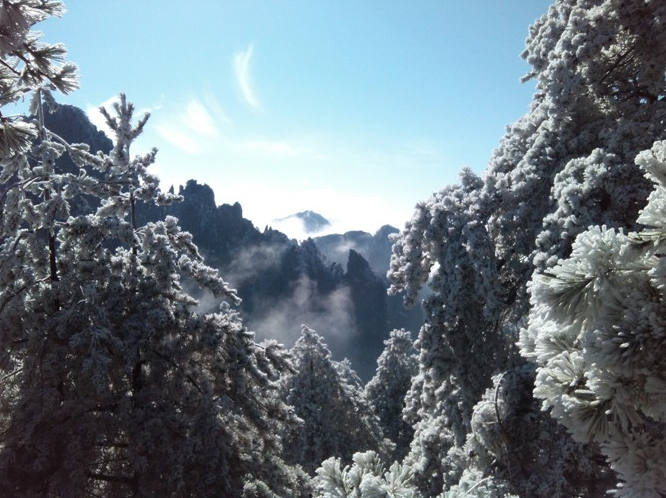 黄山峰雪美