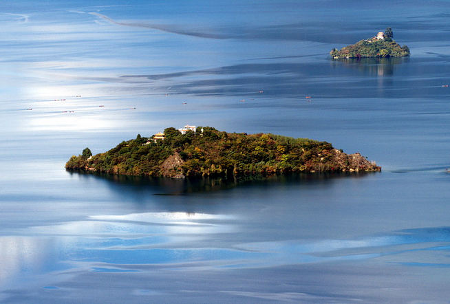 泸沽湖景彩