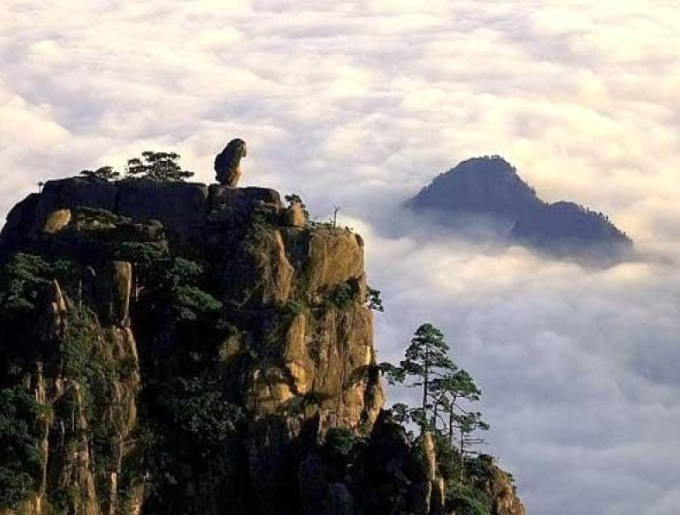 黄山奇石景观，猴子观海