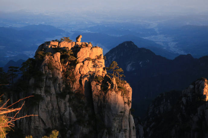 黄山奇石景观，猴子观海