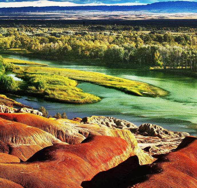 [图片]新疆五彩湾景色 新疆五彩湾景色