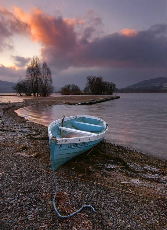 景中小船 — 给面小站