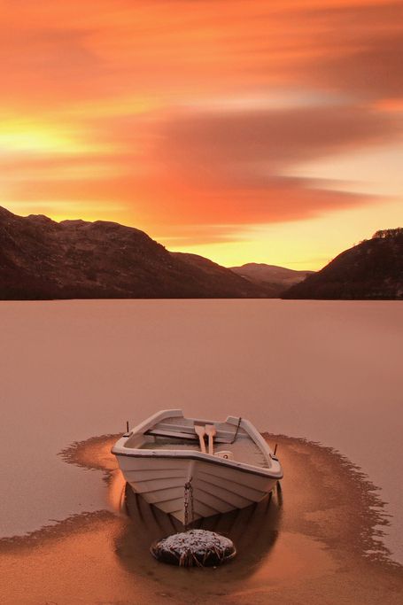 景中小船 — 给面小站