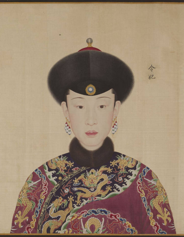 令妃像嘉妃像纯妃像贵妃像皇后像高宗乾隆像【简介】绢本着色,高52.